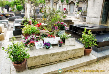Grave of Serge Gainsbourg
